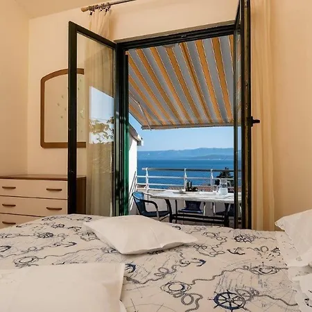 Zoki - 200 M From Beach Bol